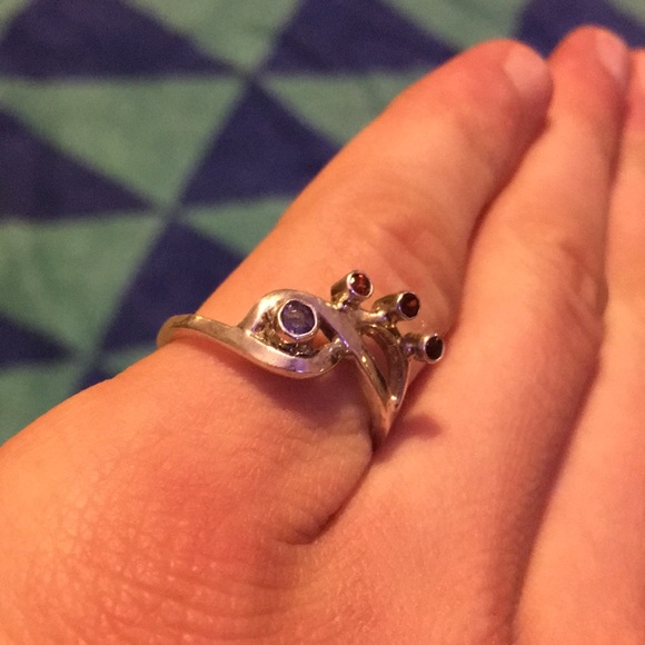 Handmade Silver Ring - Picture 3 of 3